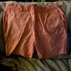 Salmon golf shorts